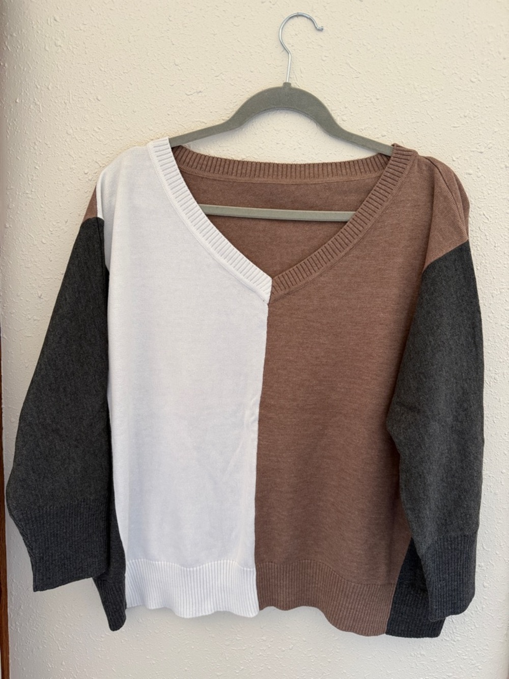 Source Unknown Colorblock V-Neck Sweater - Brown, White & Charcoal